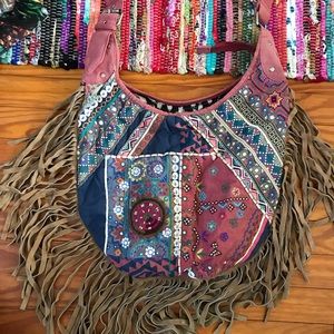 Ecoté fringe shoulder bag!